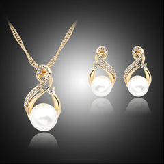 Pearl Necklace and Earring Set for Brides and Events