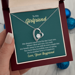 To My Girlfriend - Forever Love Necklace